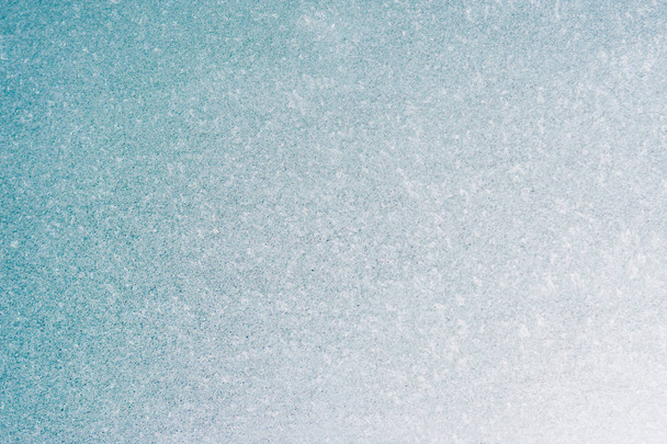 Divit, mráz vzory na zamrzlé okno jako symbol Vánoc. Vánoční nebo novoroční pozadí. Kopírovat prostor - Fotografie, Obrázek