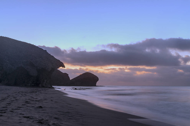 Playa de Monsul al amanecer - Foto, Bild