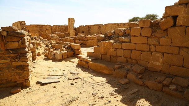 v Africe Súdán el kurru nuri starožitný chrám černých faraonů uprostřed poušti. - Fotografie, Obrázek