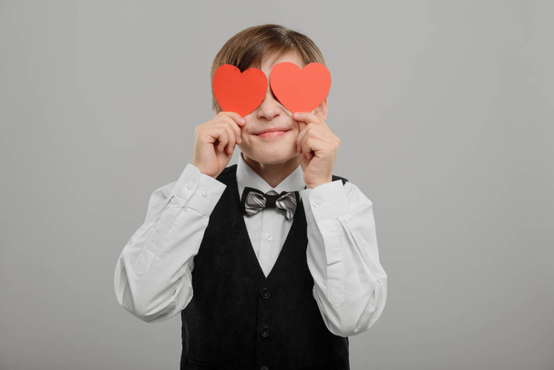 Young guy with heart eyes - Foto, Imagen