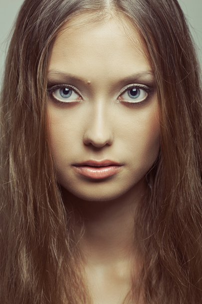 Closeup woman face portrait - Zdjęcie, obraz
