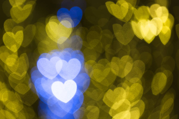 City lights similar to heart sign with bokeh and blur effect - Fotoğraf, Görsel