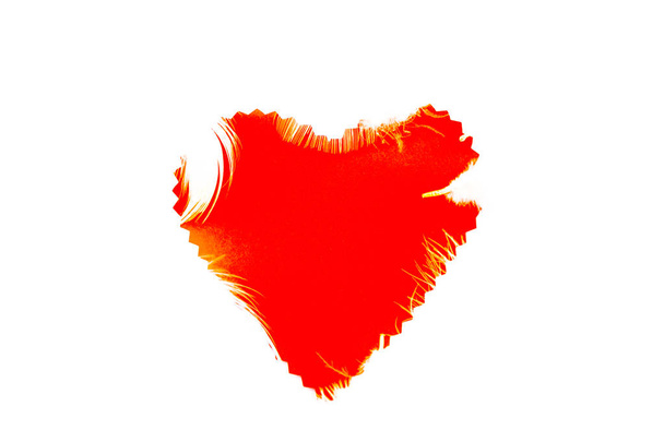 Червоне серце на білому тлі крупним планом. Концепція кохання
 - Фото, зображення
