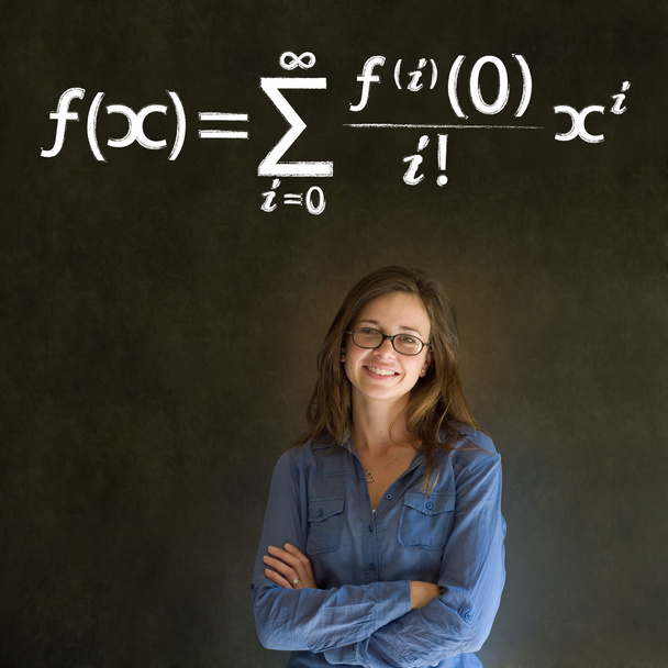 Tanulni matek vagy a matematika tanár kréta háttérrel - Fotó, kép