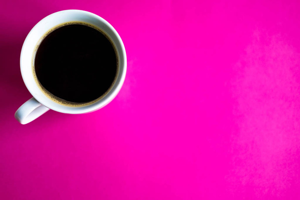 Cup met koffie. 'S ochtends koffie in een café. Foto's voor blog, tijdschrift - Foto, afbeelding