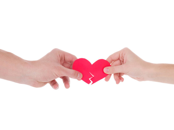 mano sosteniendo un corazón rojo.el concepto de amor, día de San Valentín, símbolo y romántico. corazón rojo para regalo
 - Foto, Imagen