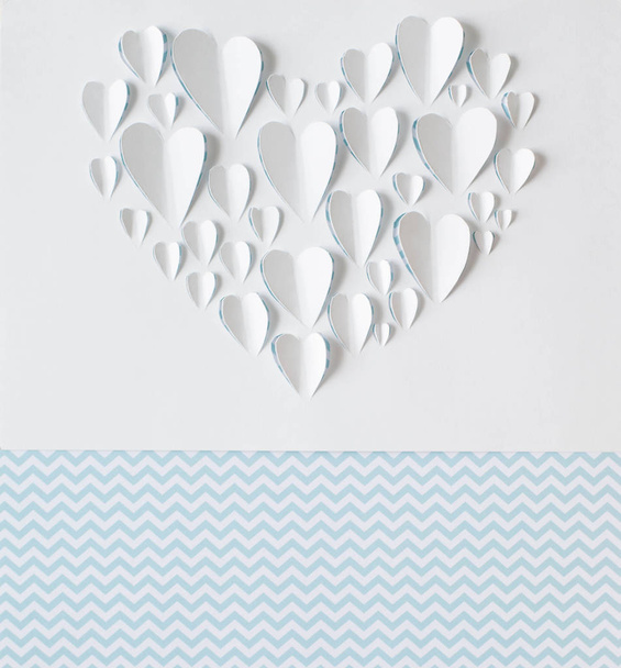 Paper heart cut from paper. - Foto, afbeelding