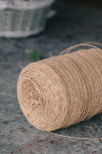 A string of twine on the table. - Fotografie, Obrázek