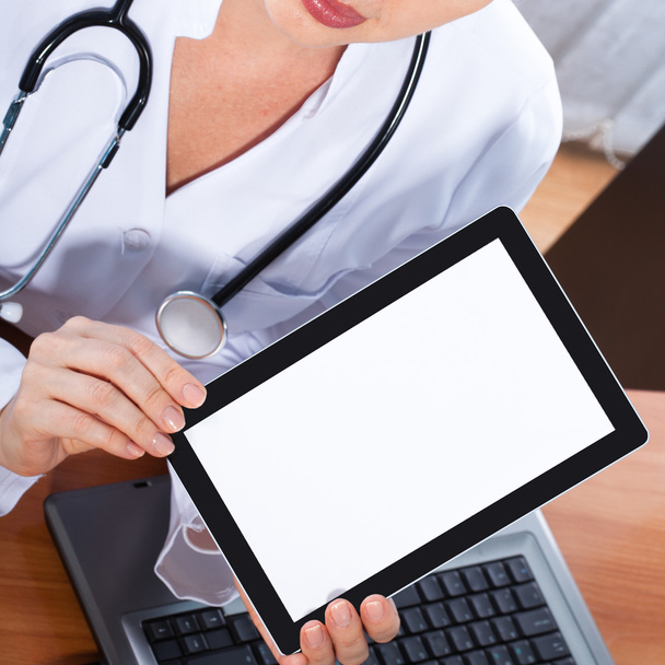 Doctor working with tablet, - Fotografie, Obrázek
