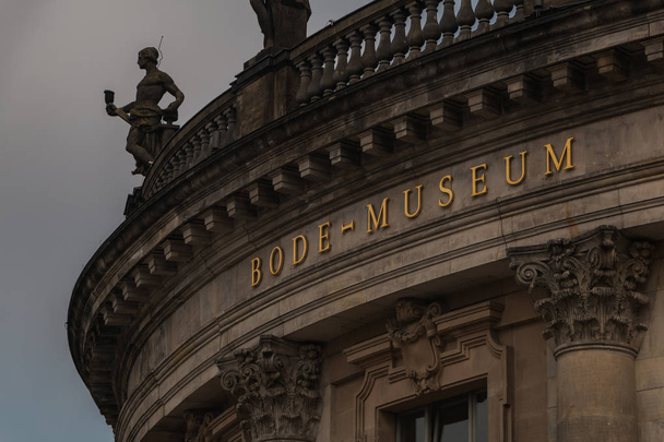Imagen de la fachada principal del Museo Bode, en Berlín
. - Foto, imagen