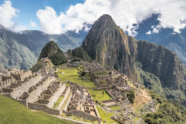 Ruinas de Machu Picchu Inca Valle Sagrado, Perú
 - Foto, imagen