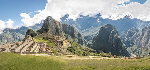 Vista panorámica de las ruinas de Machu Picchu Inca - Valle Sagrado, Perú
 - Foto, imagen