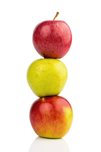 manzanas sobre fondo blanco - Foto, imagen