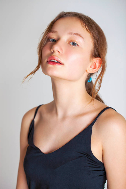 Portrait of a young teen girl close-up without makeup - Fotografie, Obrázek