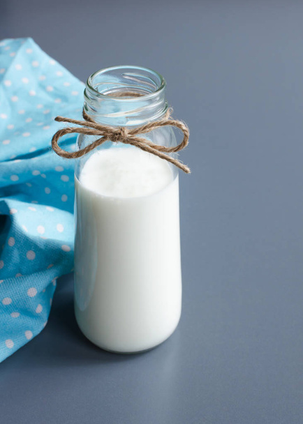 bottle with homemade drinking yoghurt - Foto, immagini