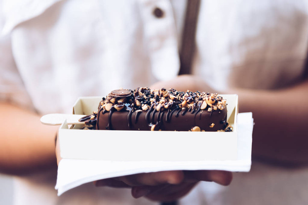 Chutné zmrzliny bar s čokolády a polevy - Fotografie, Obrázek