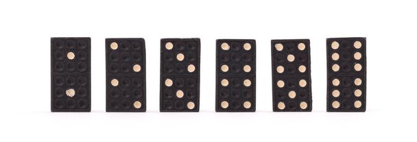 Beyaz arkaplanda izole edilmiş eski domino oyunu - Fotoğraf, Görsel