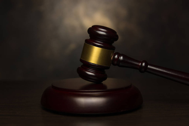 judge gavel on wooden background - Foto, Imagem