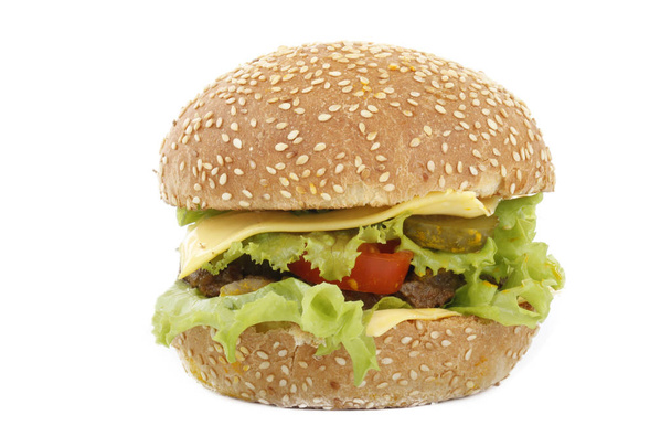 Hamburguesa con queso, comida rápida aislada sobre fondo blanco
. - Foto, Imagen