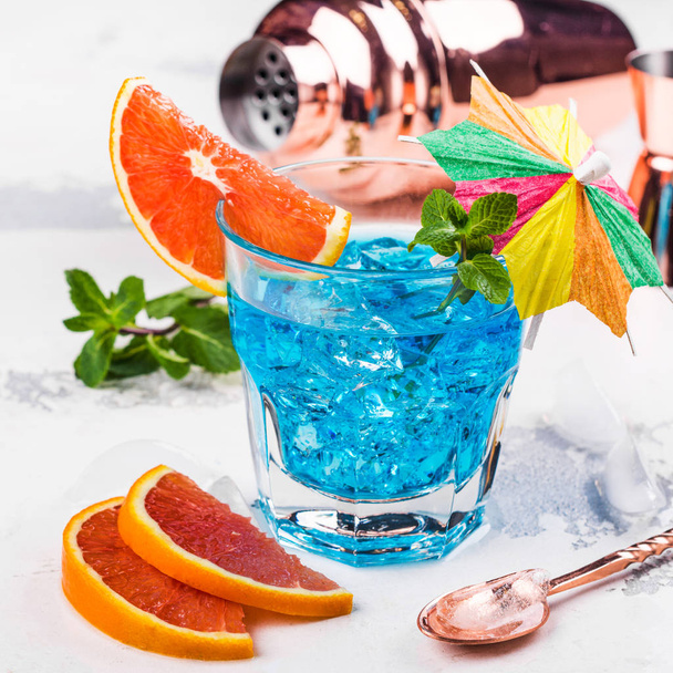 Blue lagoon cocktail - 写真・画像
