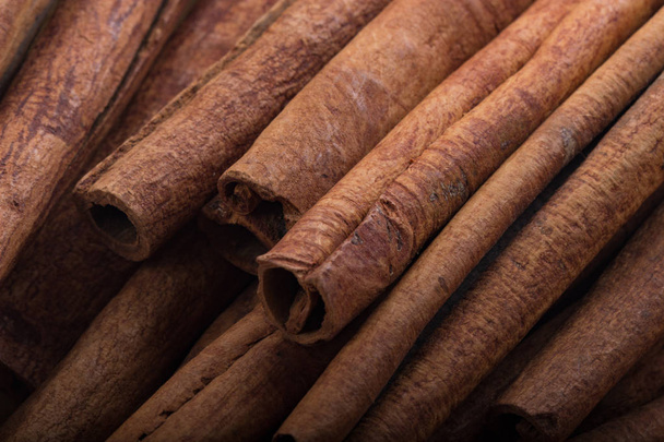 Closeup of aromatic cinnamon sticks - Fotografie, Obrázek