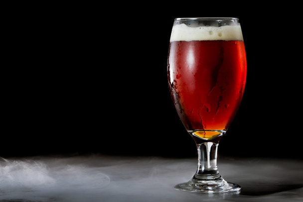 İrlanda kırmızı birası - Fotoğraf, Görsel