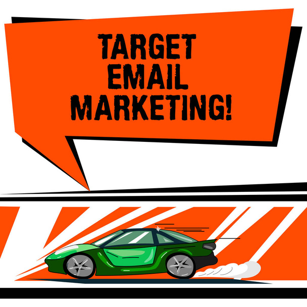 Texto de escritura de palabras Target Email Marketing. Concepto de negocio para la publicidad se envía a una lista de destinatarios de coches con el icono de movimiento rápido y humo de escape en blanco burbuja de voz de color
. - Foto, imagen