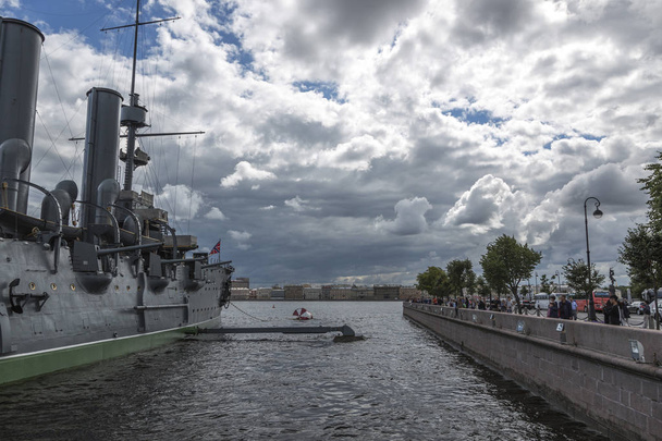 St. Petersburg, Russia - August 14, 2018: Fragment of the cruiser of the Baltic Fleet Aurora in St. Petersburg - 写真・画像