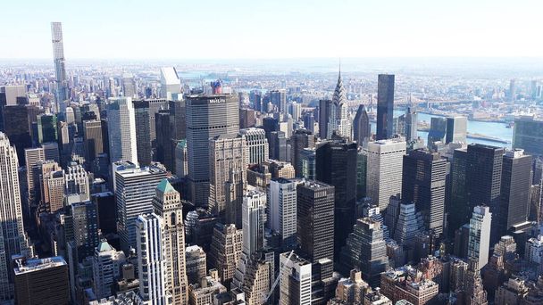 Luftaufnahme von Manhattan / Luftaufnahme der Wolkenkratzer von Midtown Manhattan New York City - Foto, Bild