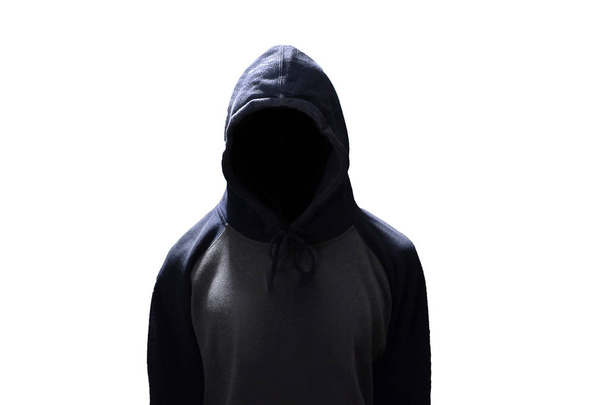 Hacker in piedi isolato su sfondo bianco. Umano anonimo nel concetto di sicurezza informatica. Anonimo
 - Foto, immagini