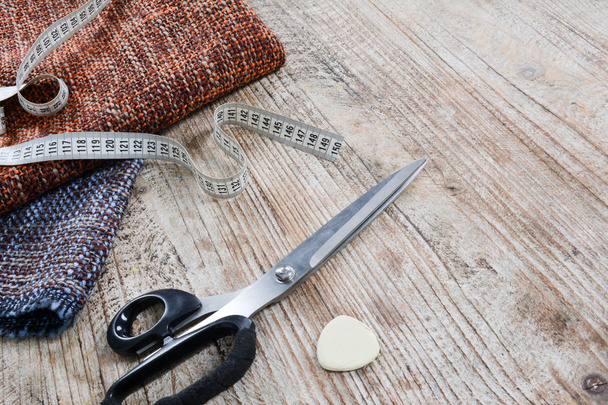 Sewing tools and sewing supplies, accessories creating a new fashion. - Fotoğraf, Görsel