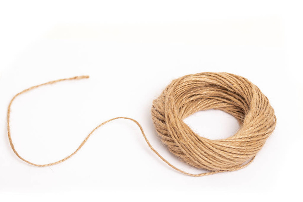 麻ひも編みこみロープ、装飾用ロープ - 写真・画像
