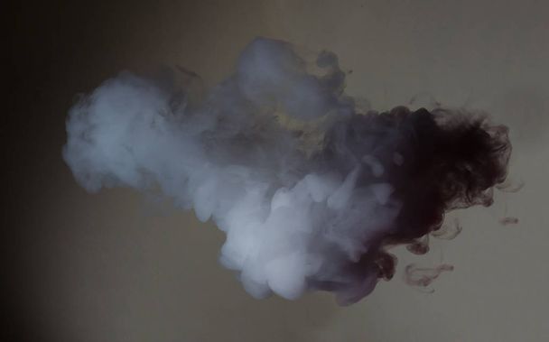 cloud of White smoke on dark background - 写真・画像