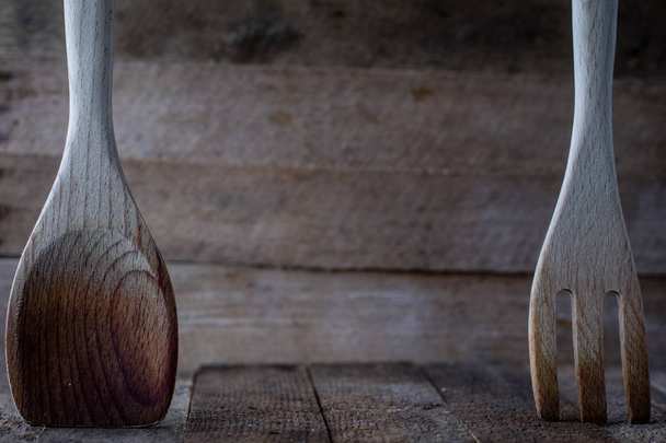Wooden kitchen utensils on the kitchen table. - Foto, immagini