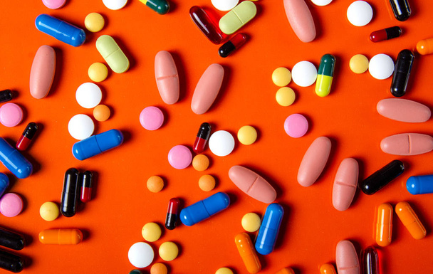 Colorful pills medical pharmacy - Foto, afbeelding