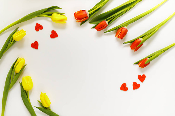 Kolorowe tulipany, tulip piękne kwiaty składu. Dzień Walentynki lub matki. Międzynarodowy Dzień kobiet 8 marca. - Zdjęcie, obraz