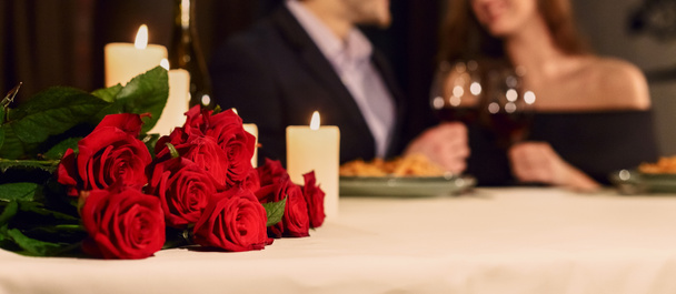 Make a reservation for Valentine celebration concept - Fotografie, Obrázek