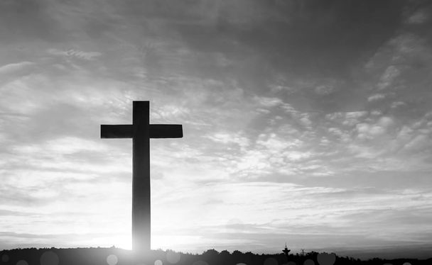 conceito de salvação: O símbolo Cruz de cristão e Jesus Cristo
 - Foto, Imagem