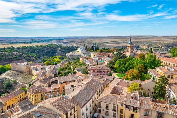 Aerial view of Alcazar de Segovia from the gothic cathedral, Spai - Foto, Imagen