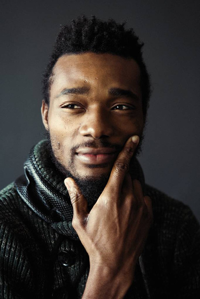 studio portrait of handsome young african american man - Foto, Imagem