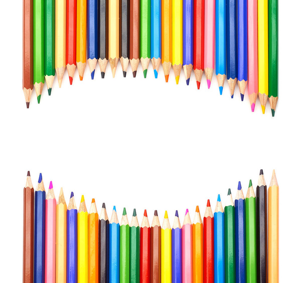 Lápices de diferentes colores primer plano de 12 colores arco iris
 - Foto, imagen