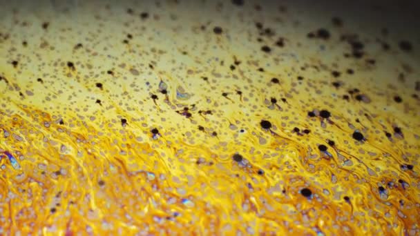 Ψυχεδελικό φόντο επιφάνειας κίνησης του πολύχρωμο σαπουνόφουσκα - Πλάνα, βίντεο