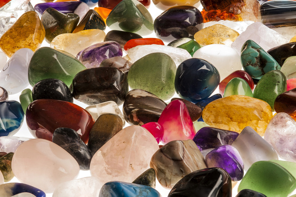 Полудрагоценные камни из драгоценных камней
 - Фото, изображение