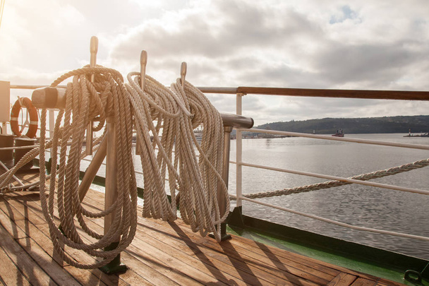ropes on an old vessel, sailing  - Foto, afbeelding