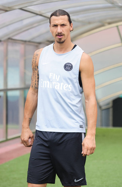 Zlatan Ibrahimovic of Paris Saint-Germain football club attends a training session ahead of the French Super Cup soccer match against Guingamp in Beijing, China, 31 July 2014 - Фото, изображение
