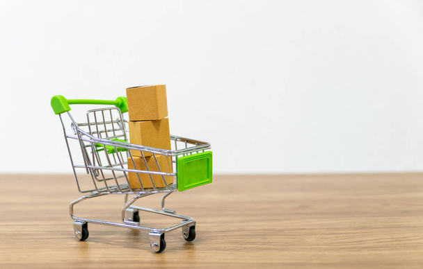 Online nákupní košík prodávat e commerce pohodlí - Fotografie, Obrázek