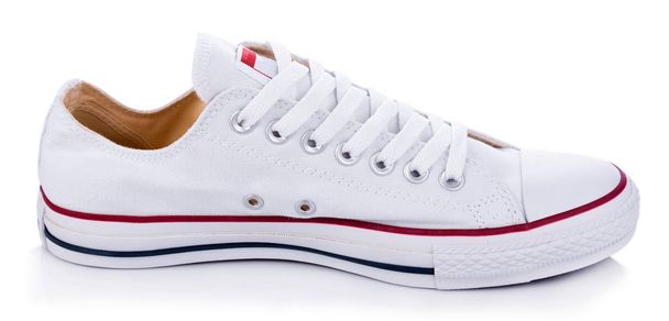 Klasszikus fehér cipők elszigetelt fehér background - Fotó, kép
