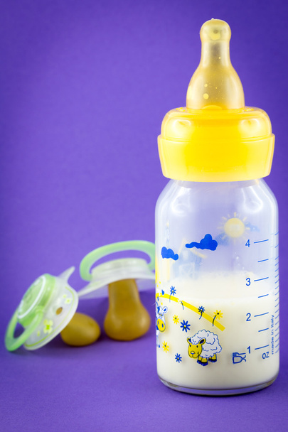 Μπουκάλι μωρού - Φωτογραφία, εικόνα
