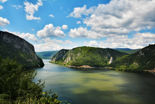 Spectacular Danube Gorges, also known as The Danube Boilers ,passing through the Carpathian Mountains, between Serbia and Romania - Фото, изображение