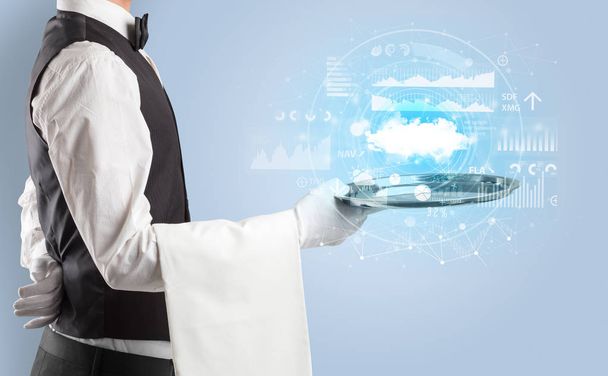 Waiter serving cloud technology concept - 写真・画像